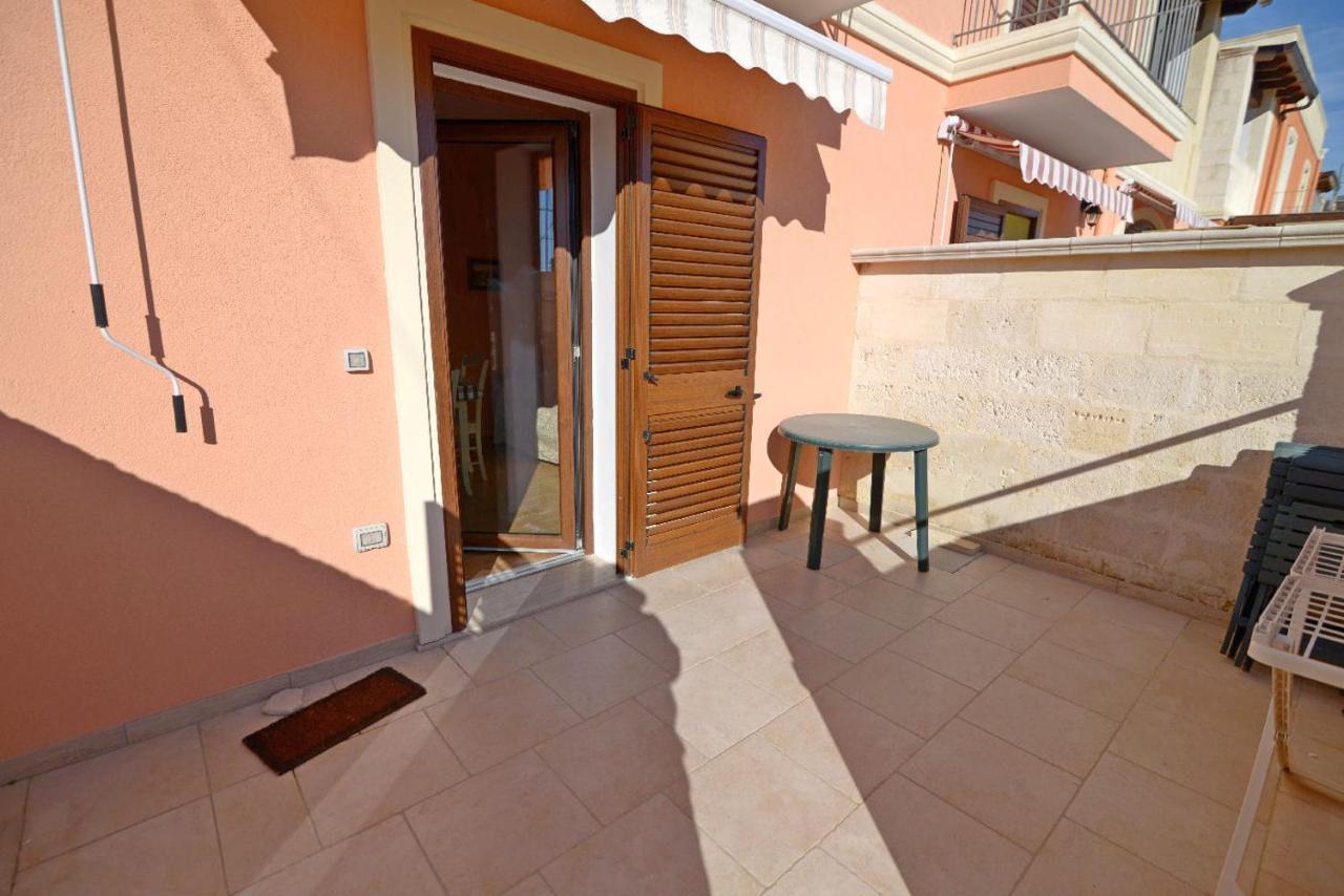 Toto Residence Torre Lapillo Bagian luar foto